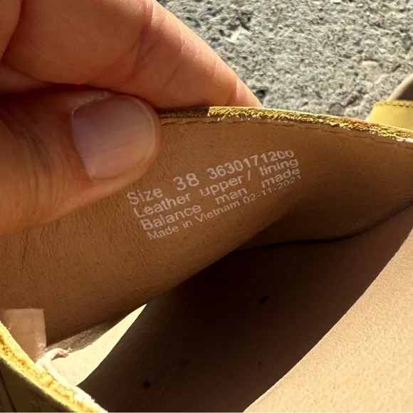 Dansko Giana Yellow Mules Comfortable Leather Sandals Women’s Size 38EU - Picture 3 of 9